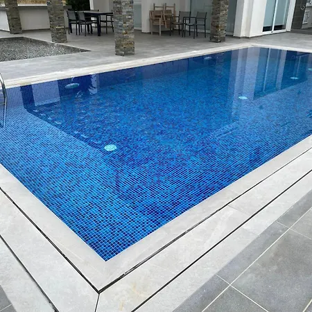 Villa The Anemoni 5 *